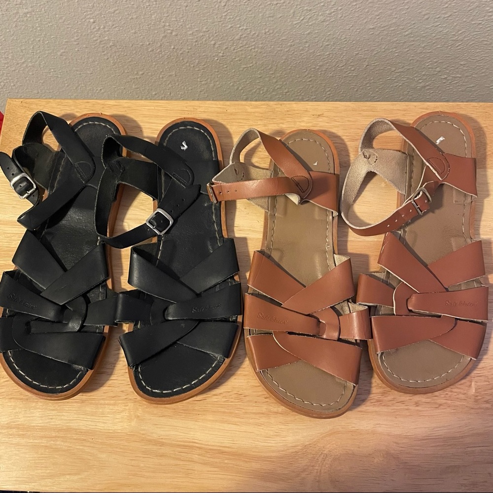 2 Pairs of Saltwater Sandals Womens 11